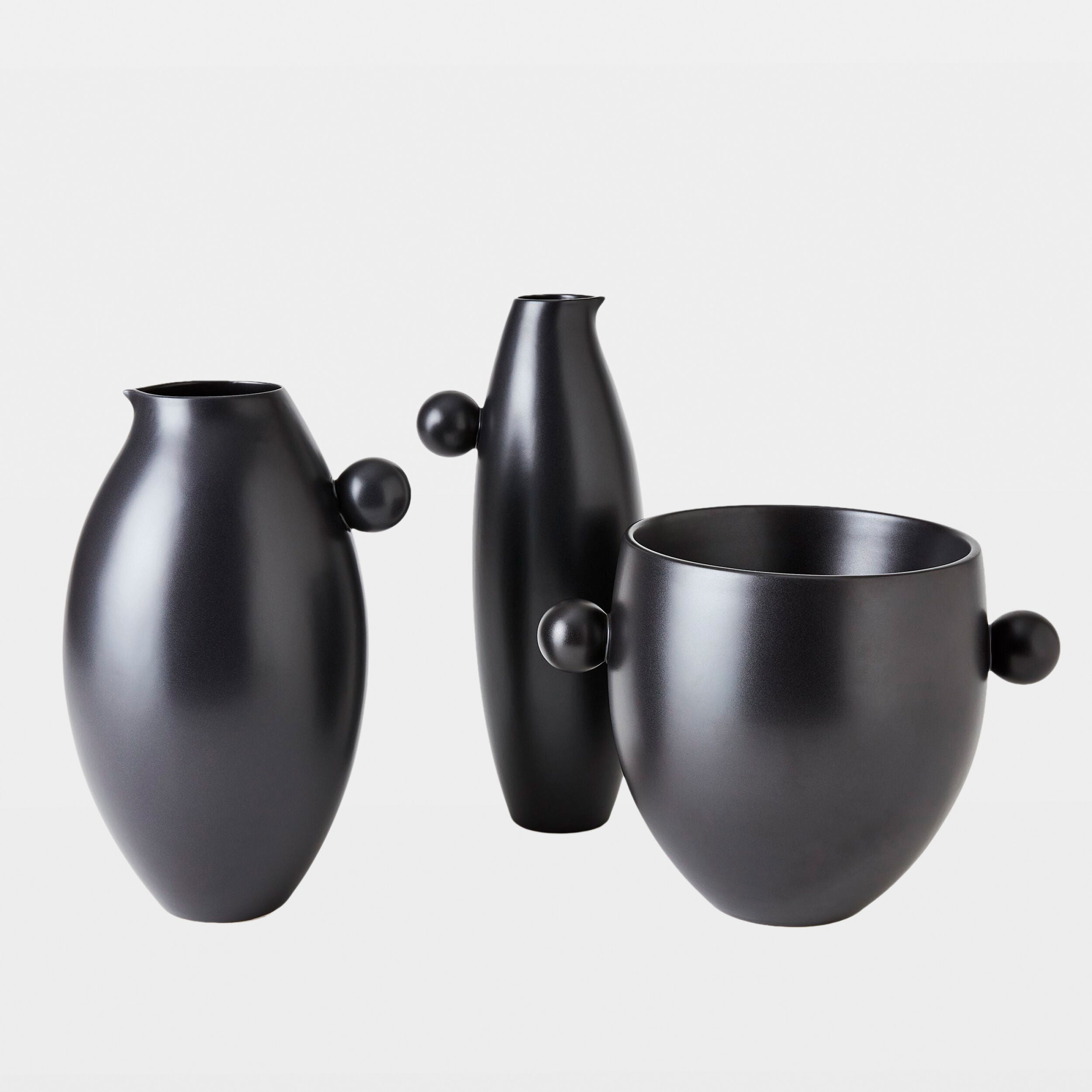 Ball Handled Pitcher-Black-Sm