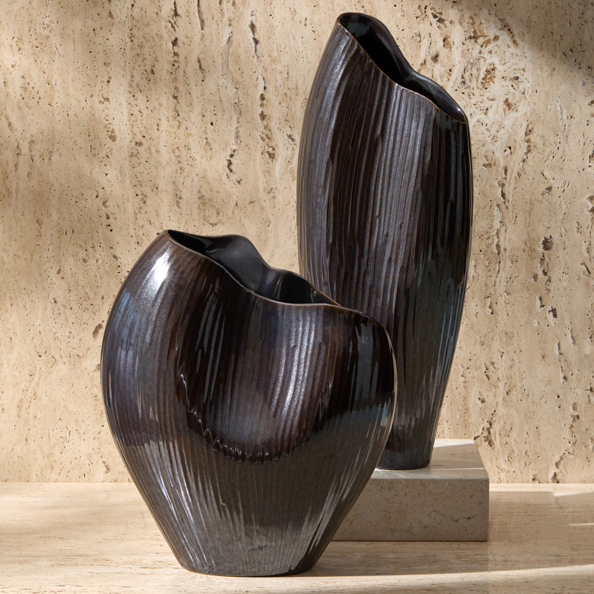 Heimdall Horn Vase-Dark-Wide