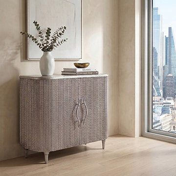 Lavaliere Cabinet