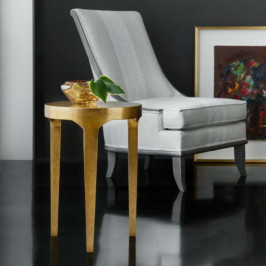 Modern History Bradford Spot Table MH1118F01