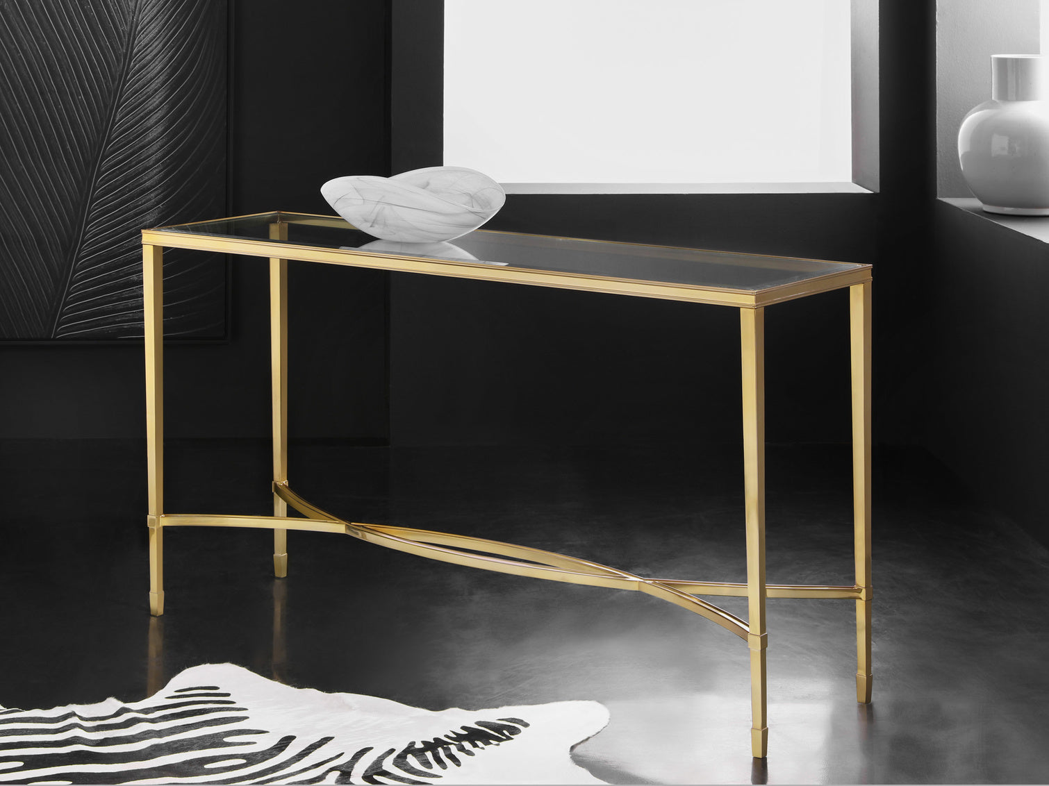 Modern History Brielle Console MH1159F01