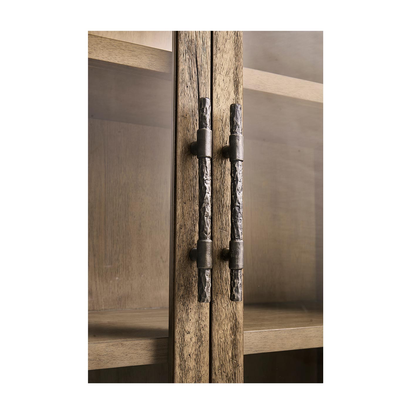 Stone Ridge Gallery Cabinet Light