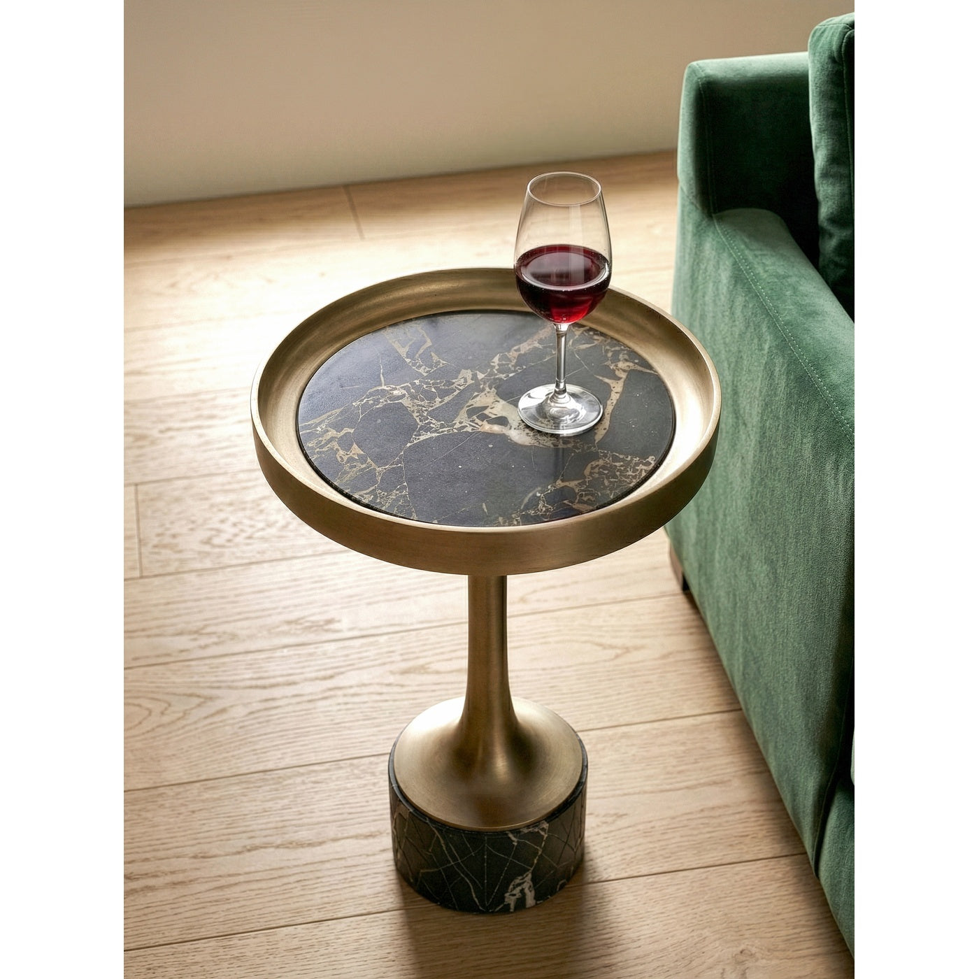 Nova Martini Table