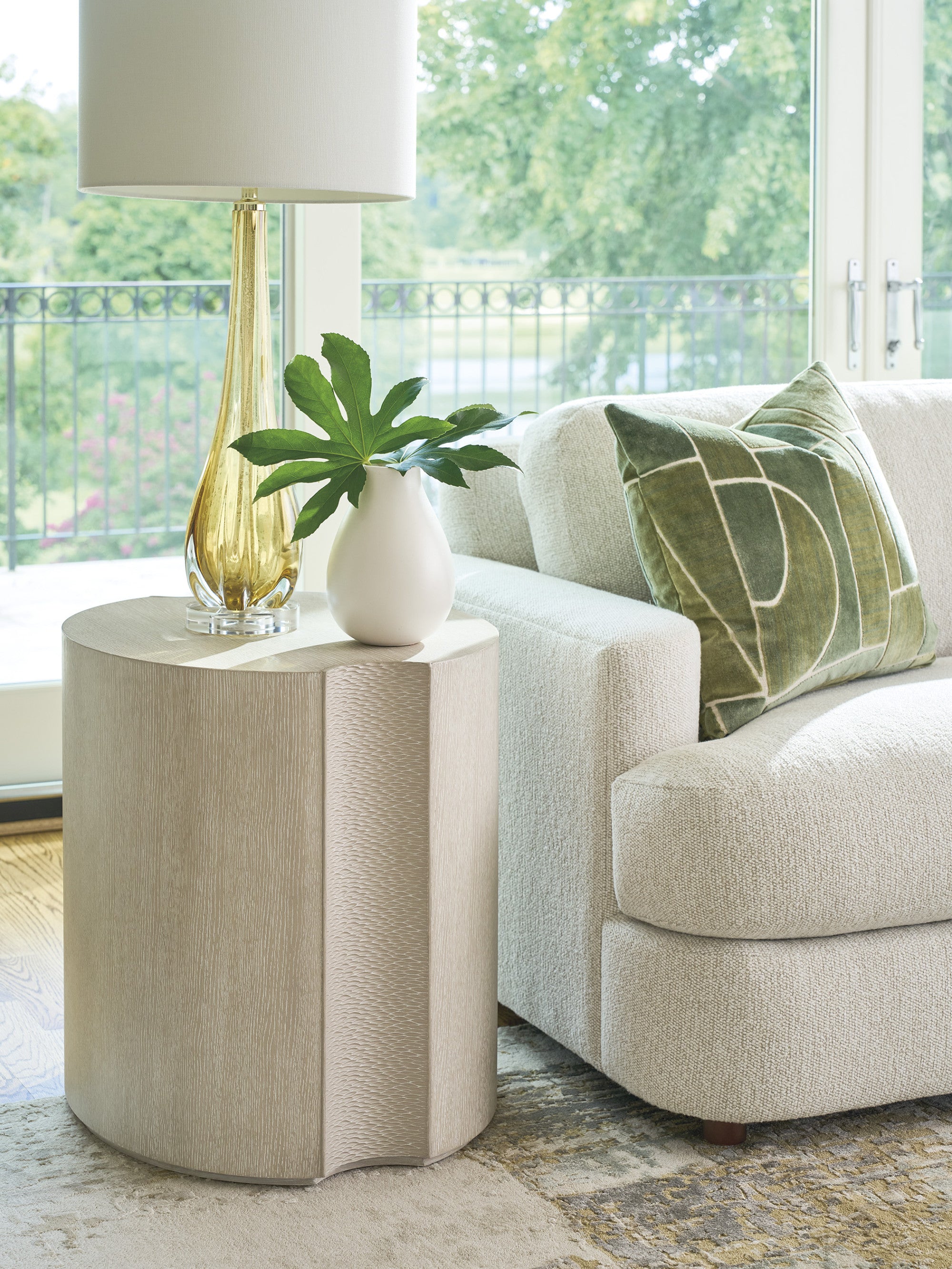 Cabo Oval End Table