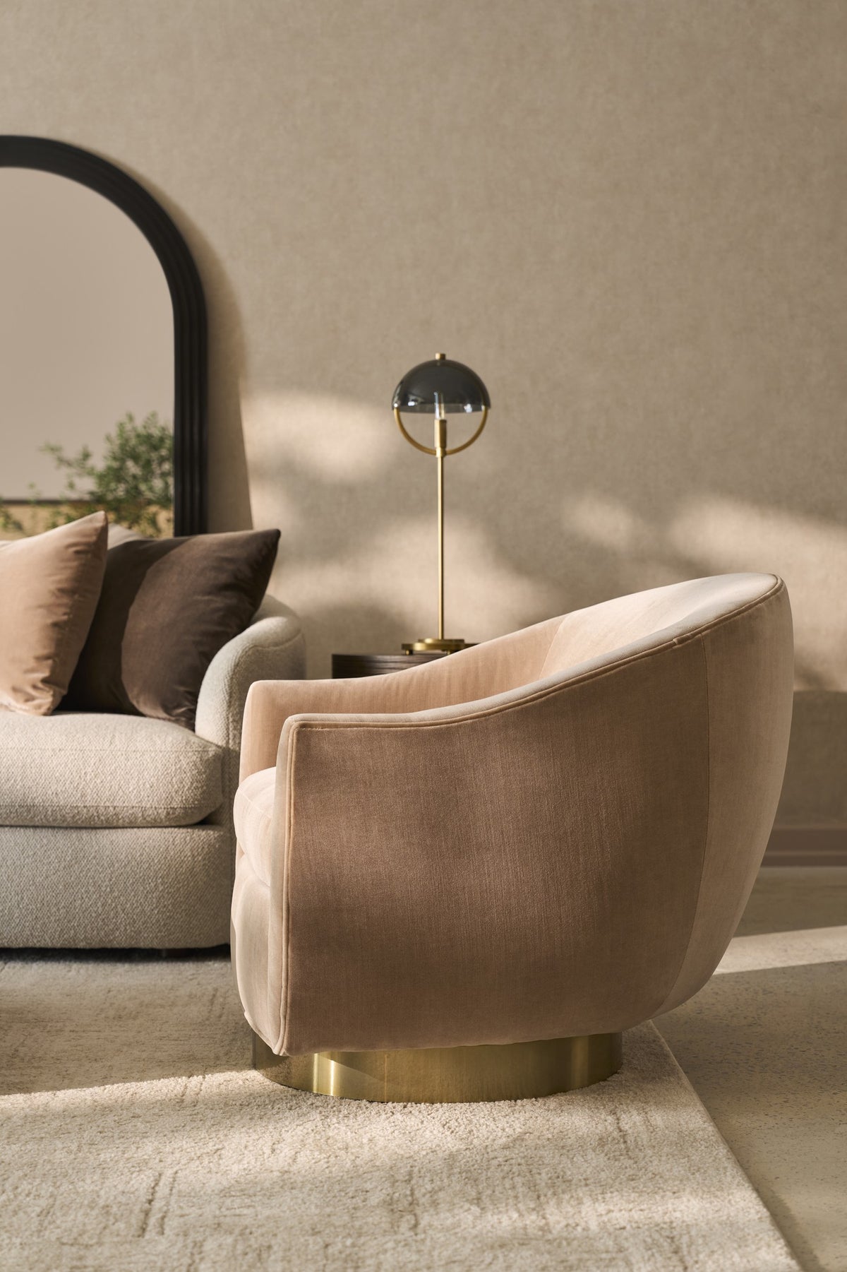Hazel Swivel Chair (6047-31-7) - Fairfield Chair