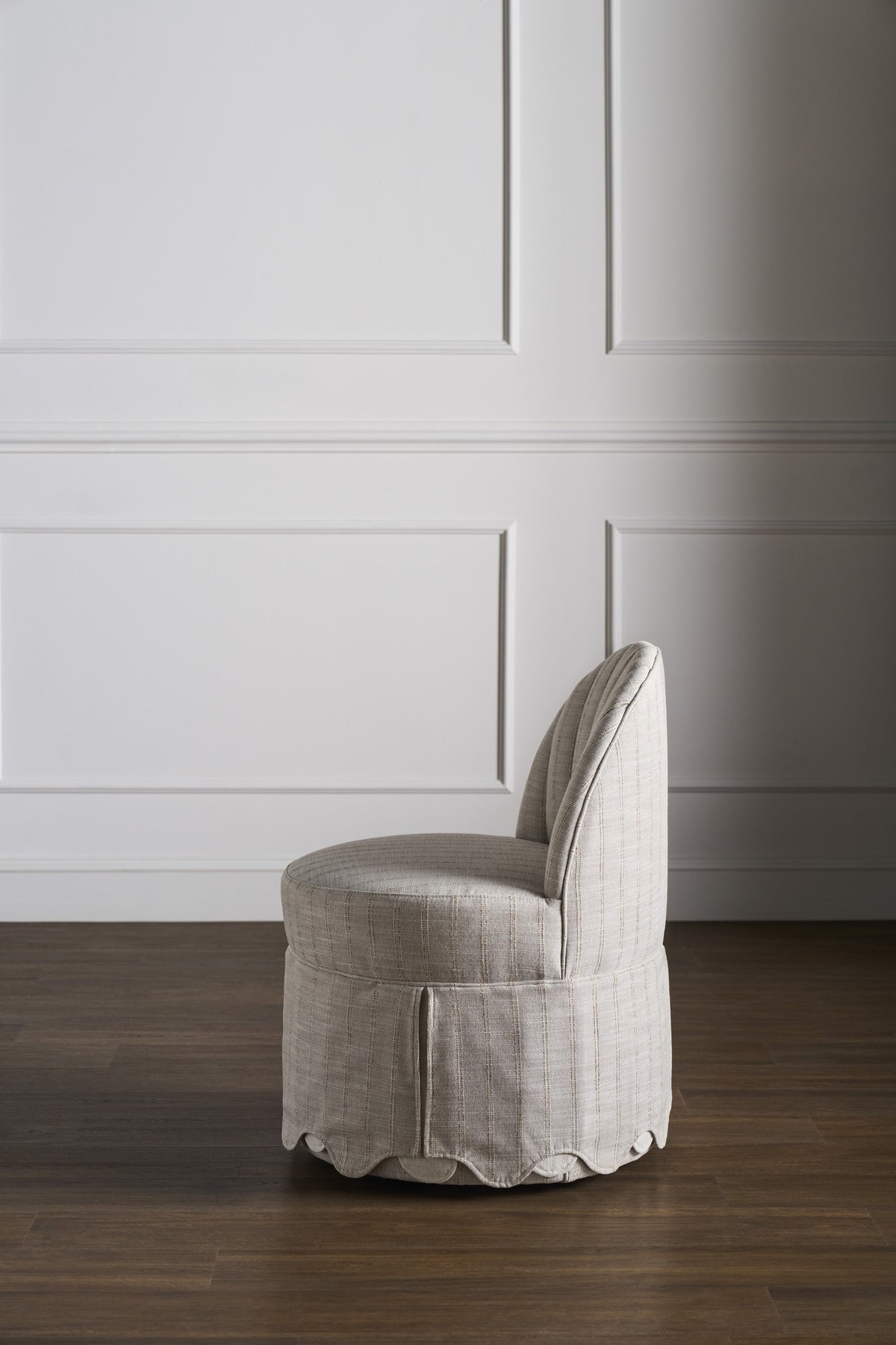 Tessa Skirted Swivel Chair (6220-31) - Fairfield Chair