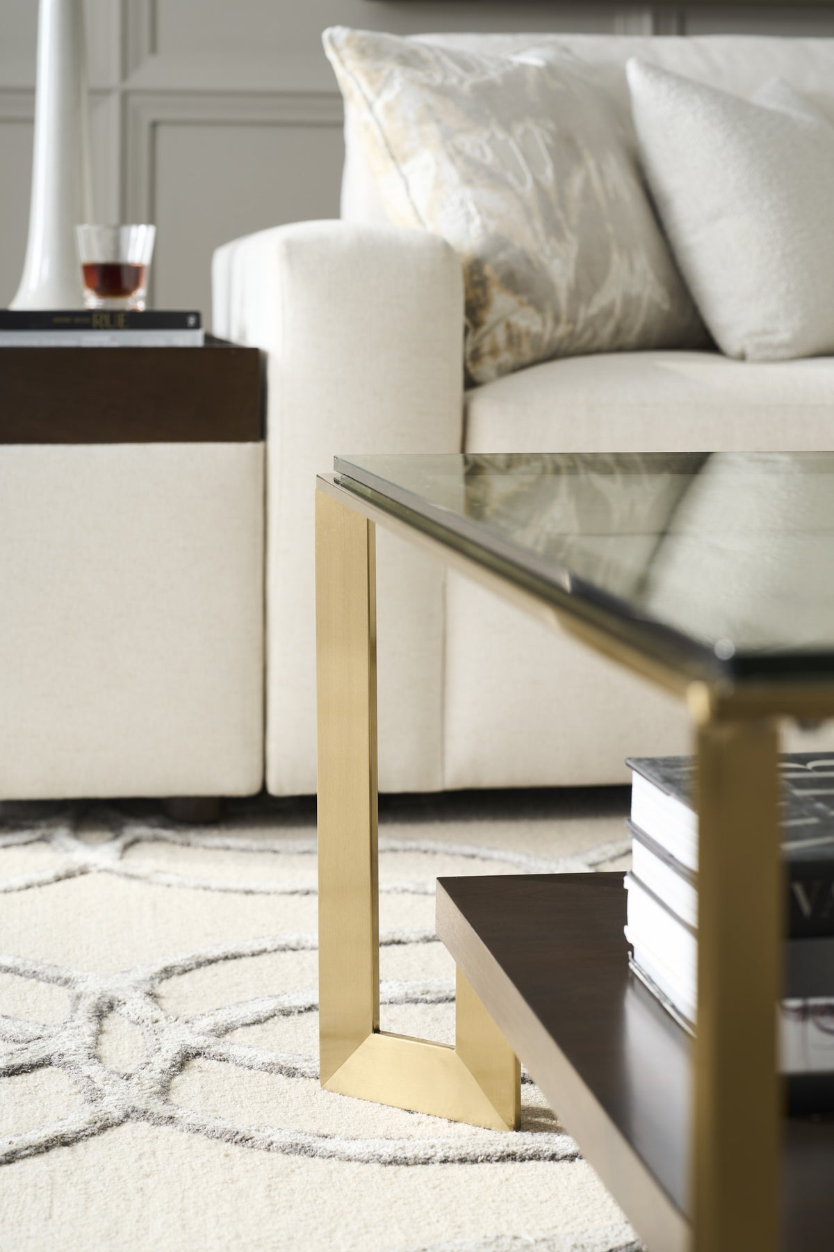 Cannon Cocktail Table (6337-CK) - Fairfield Chair