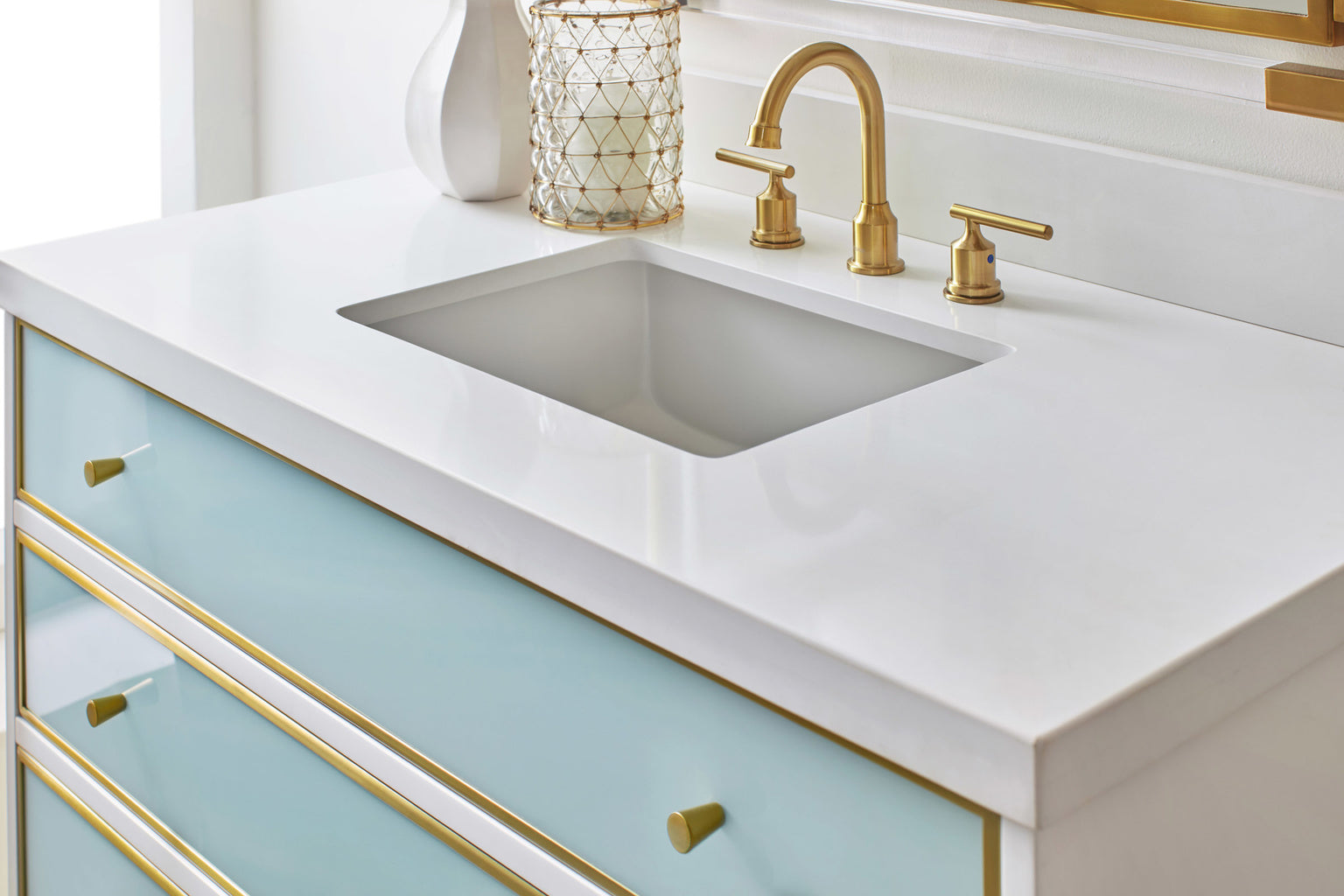 Modern History Seaglass Vanity MHV-007