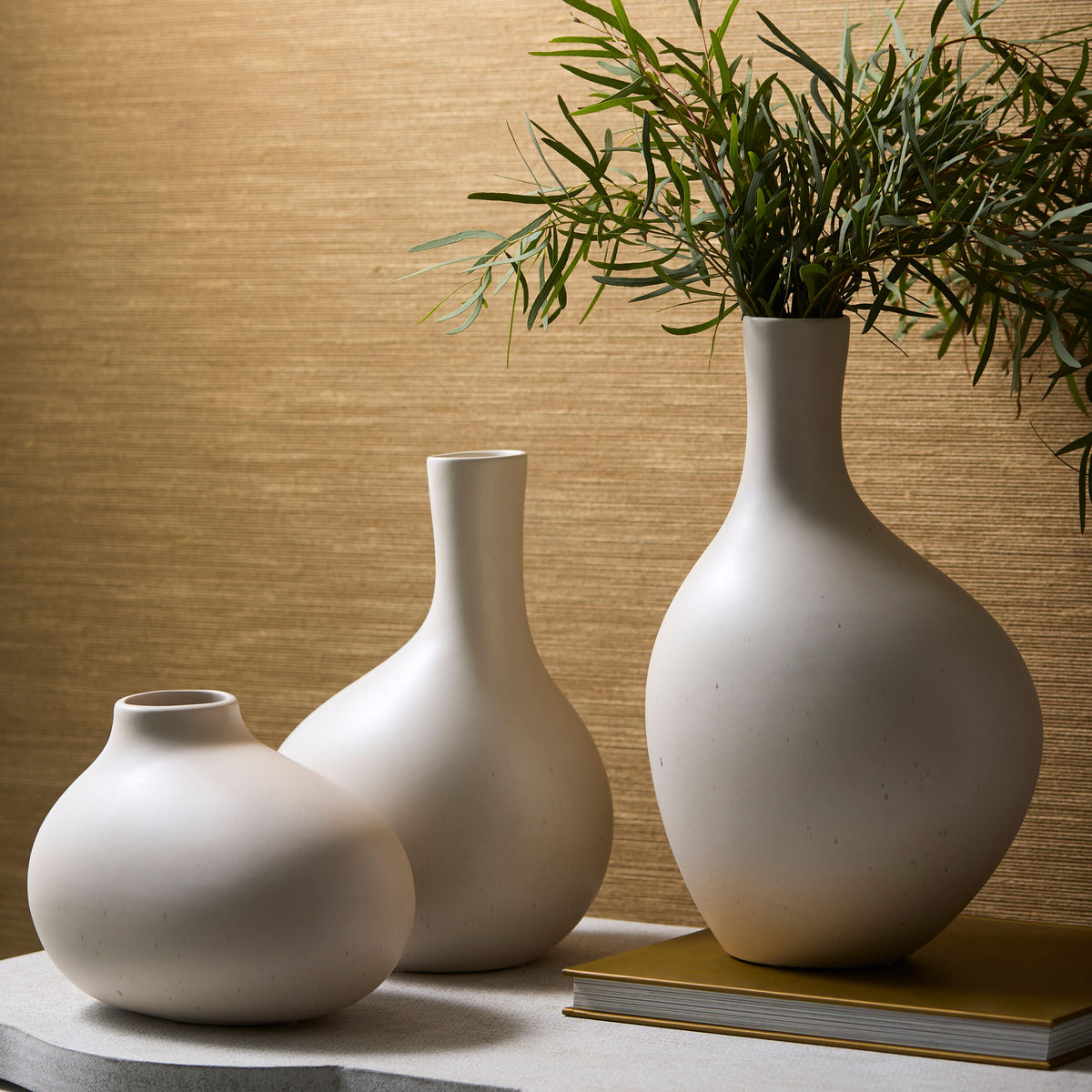 Obey Vase-Ivory-Lg