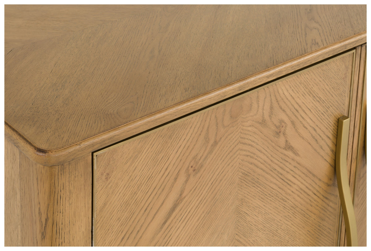 Credenza (M057-82) - Fairfield Chair