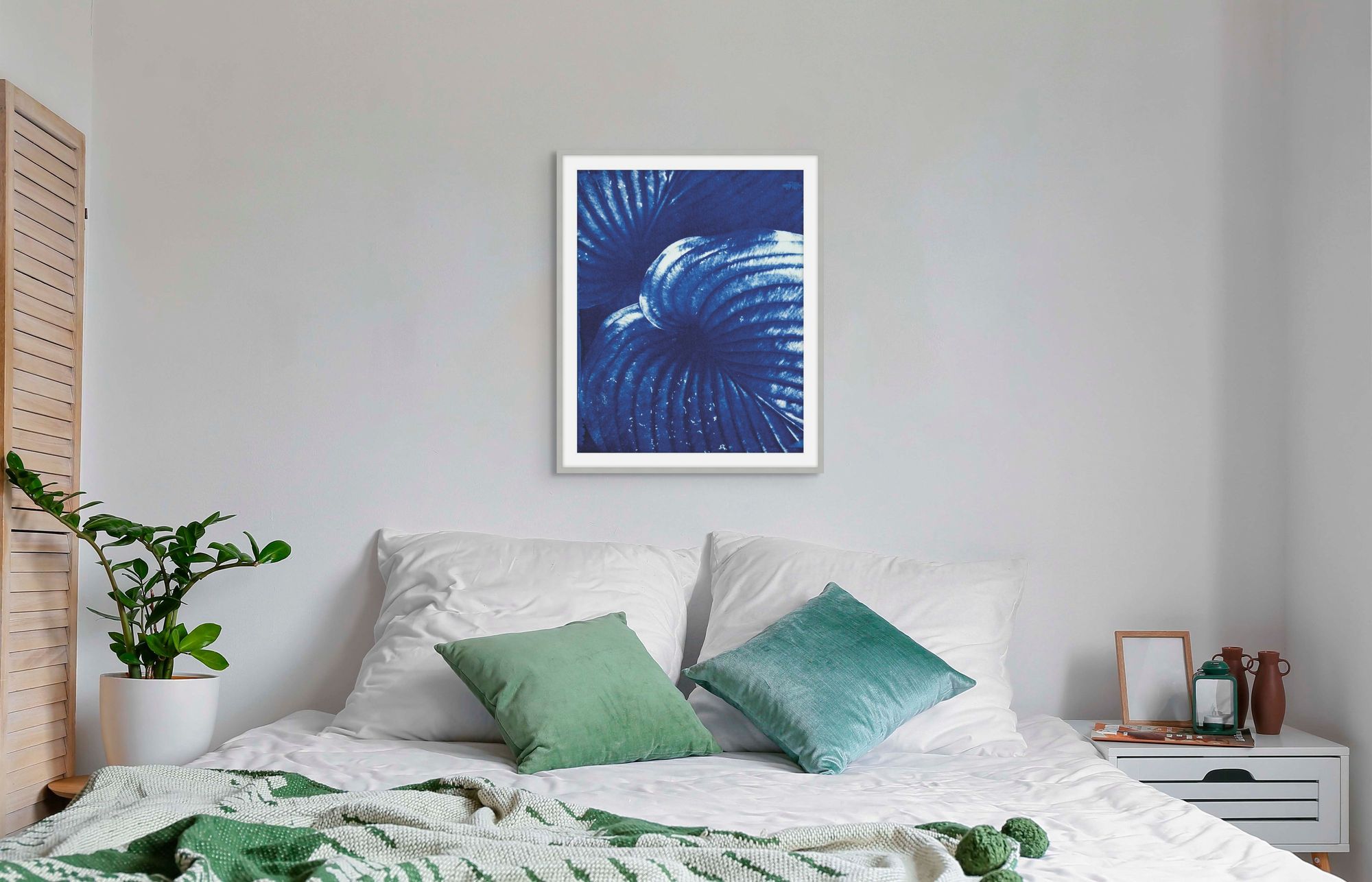 Hosta 2 in a room