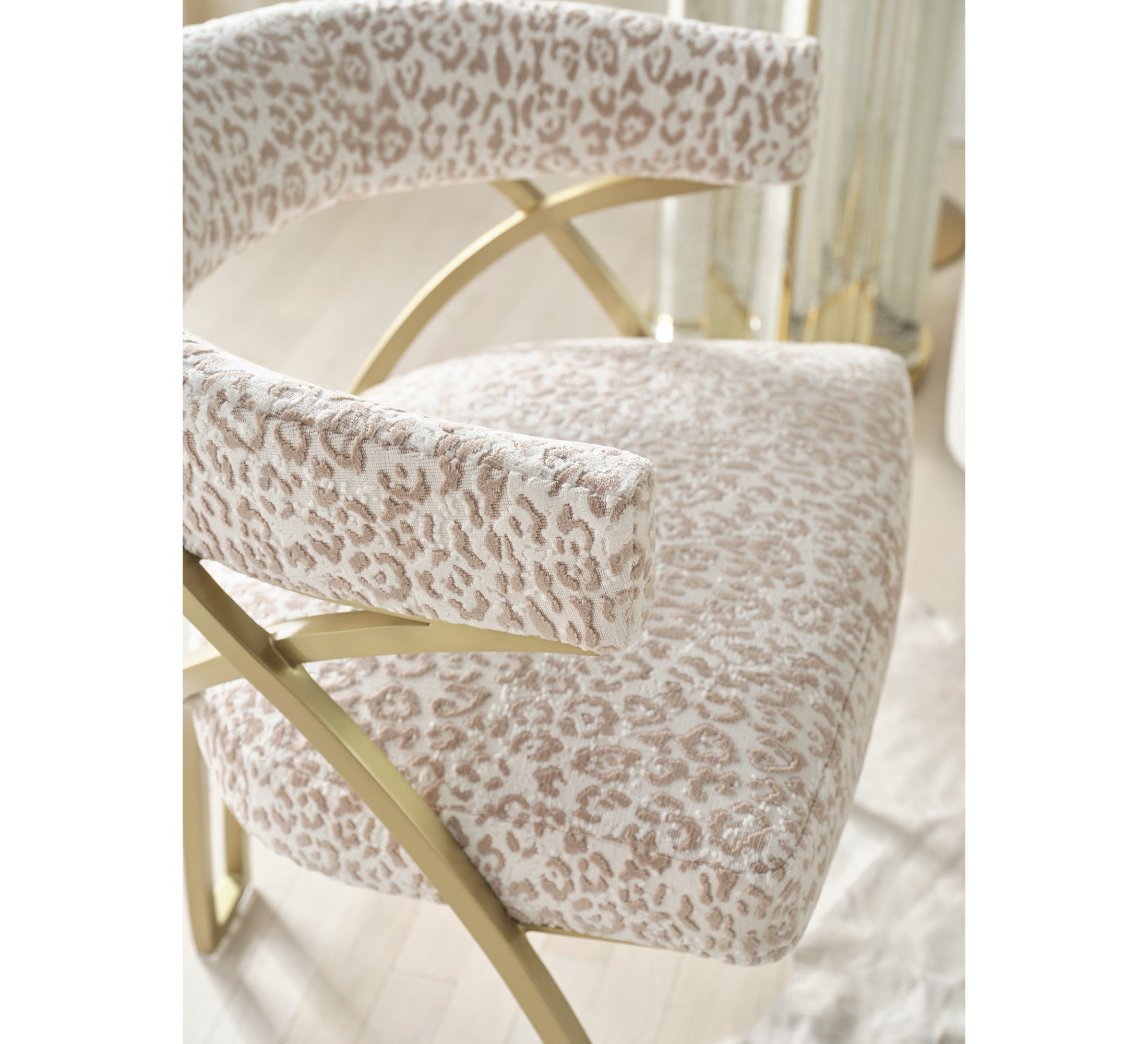 Collar Chair