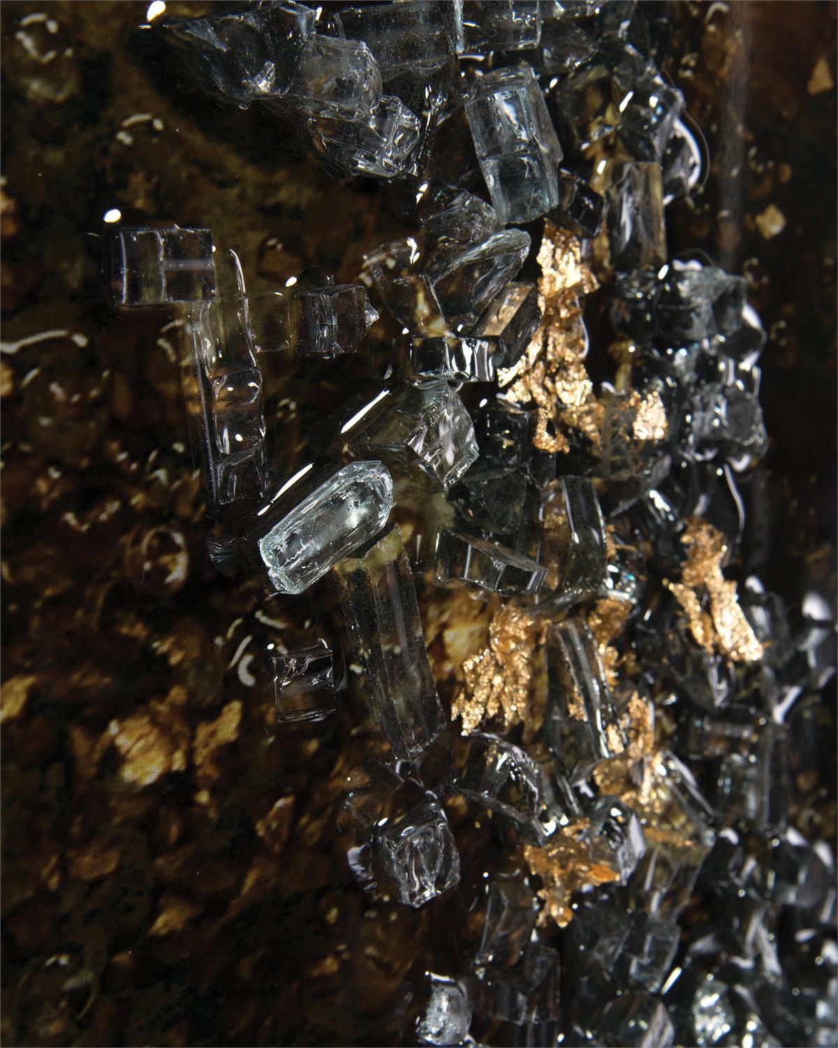 Mary Hong's Cosmic