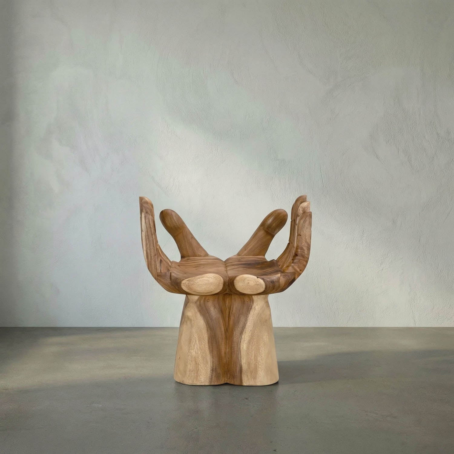 Le Main Chair, Buddha by Noir