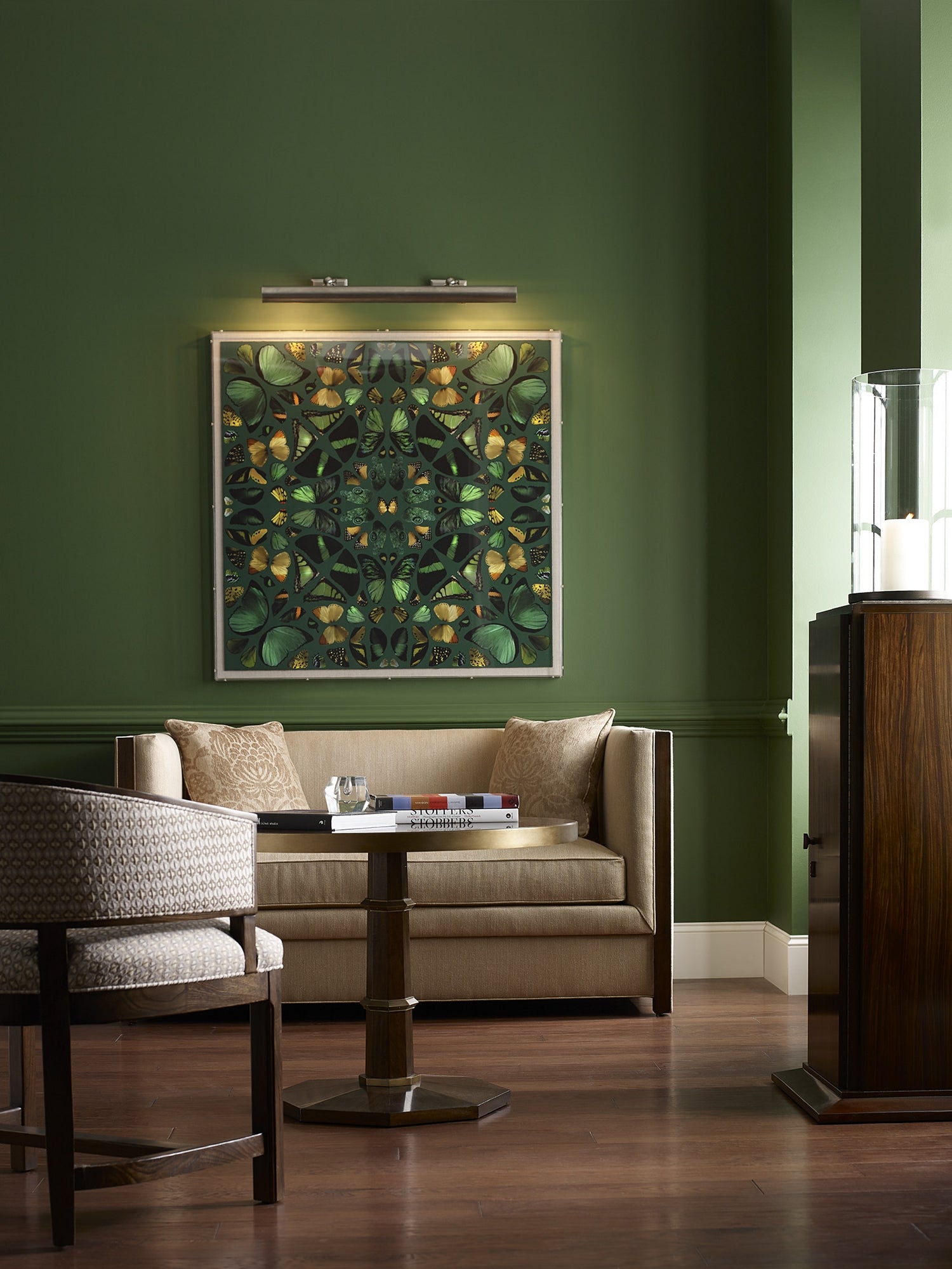 WELLESLEY SETTEE in Walnut Solids - Hickory Chair