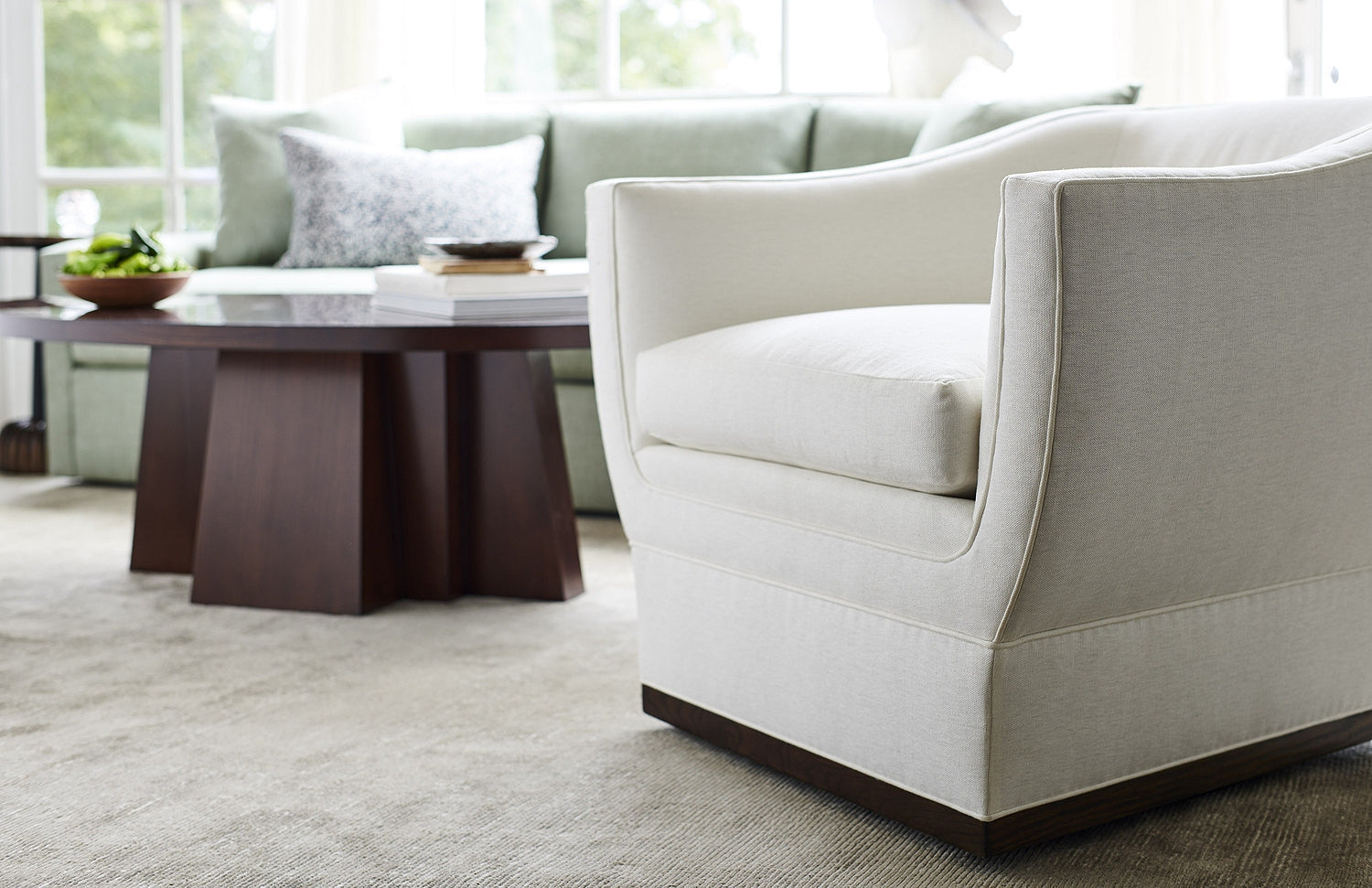 JEAN SWIVEL CHAIR