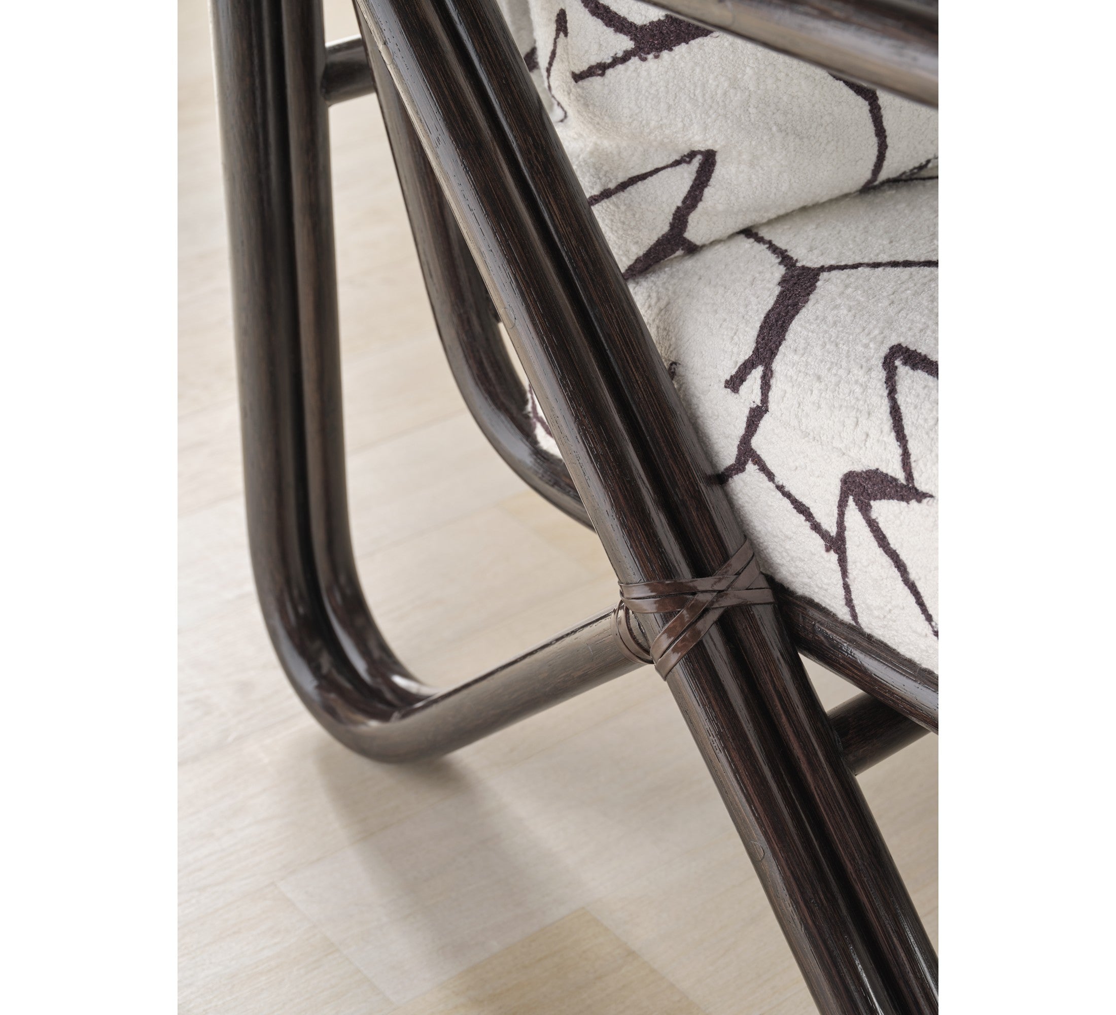 Bandera Chair