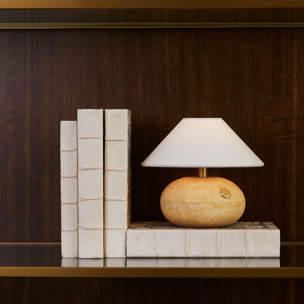 Curling Stone Rechargeable Mini Lamp - Honey Onyx