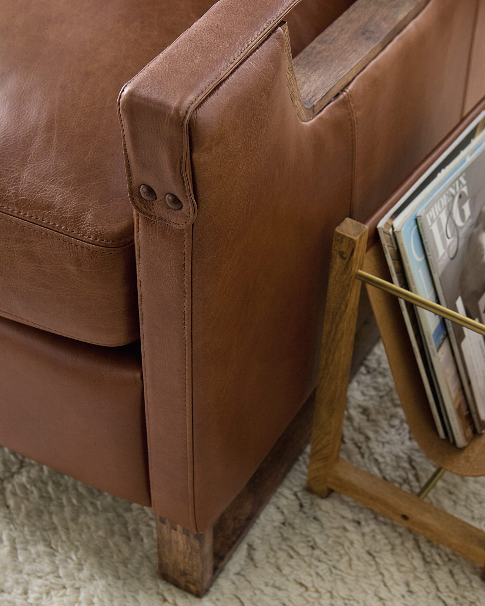 Relic Power Recliner w/Power Headrest
