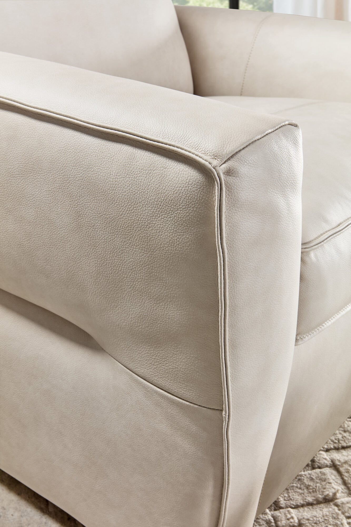 Vann Power Recliner with Power Headrest