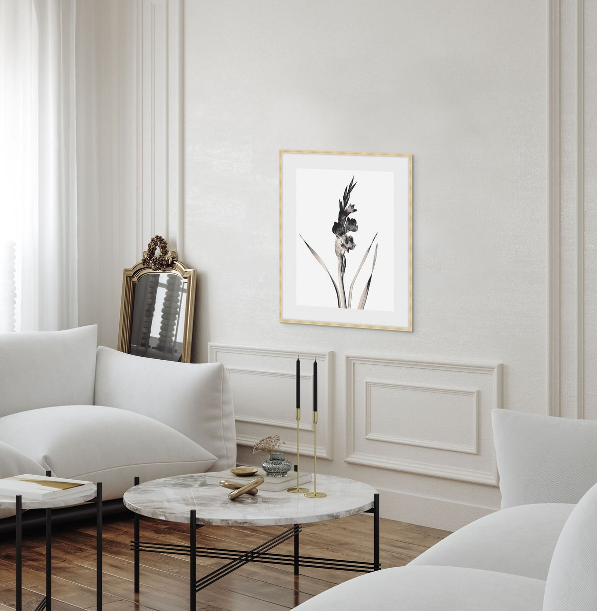 Flora Noir 3 in a room