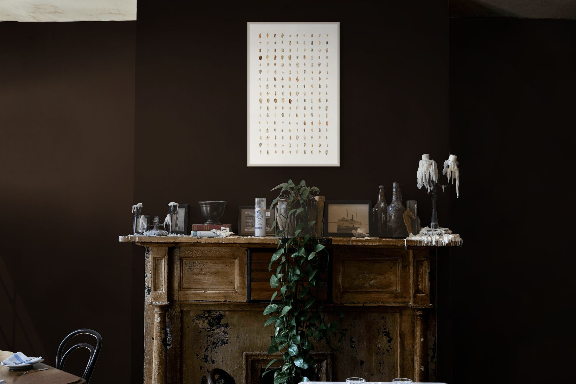 Melange 5 in a room