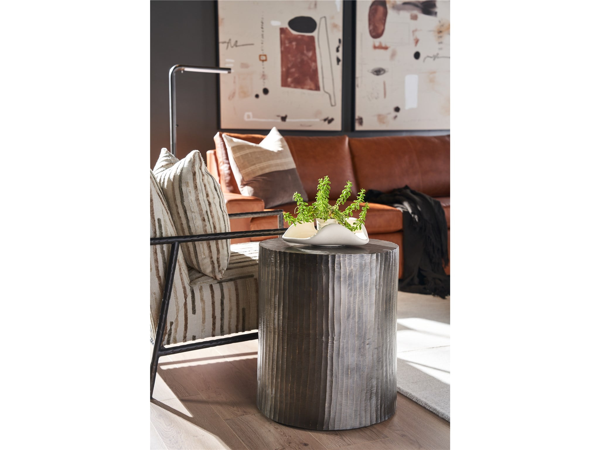 Modern Asher Round End Table