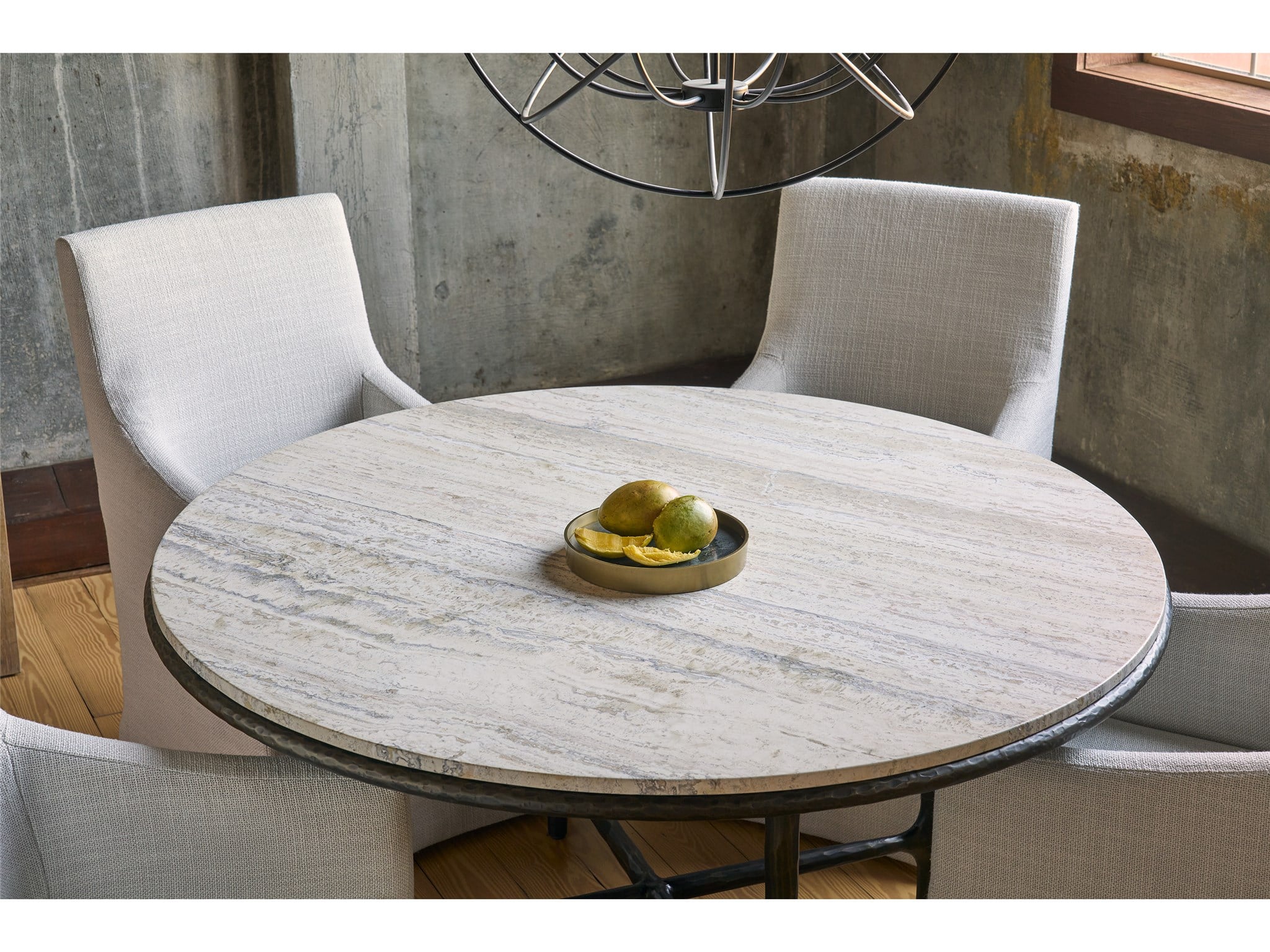 Griffith Park Griffith Park Round Dining Table