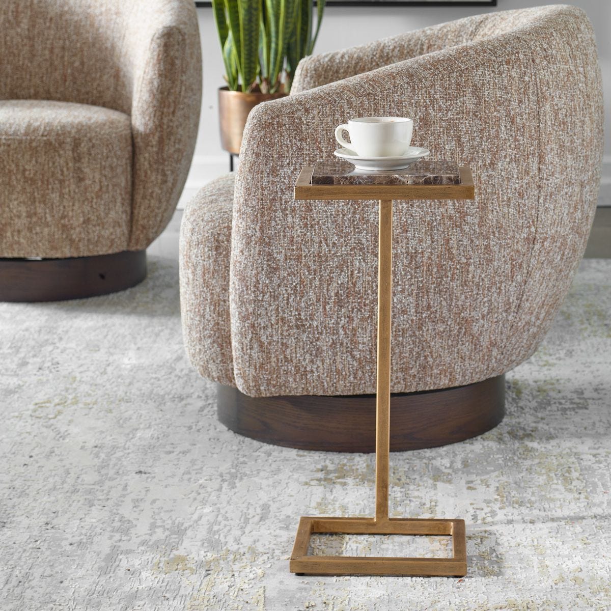 ACCENT FURNITURE