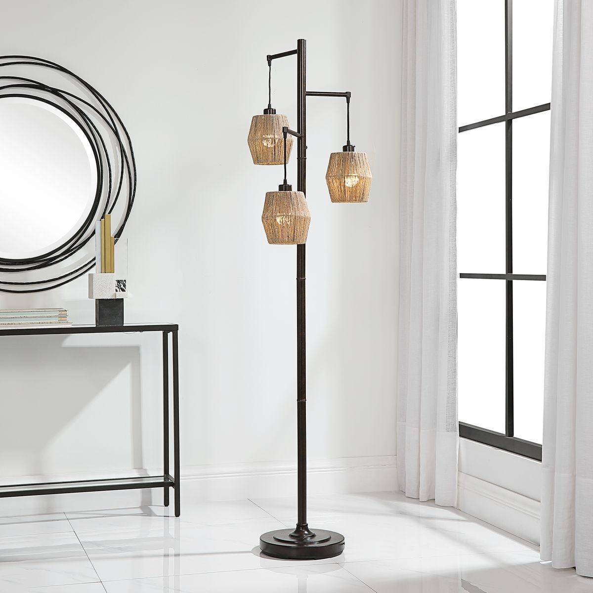 FLOOR LAMP