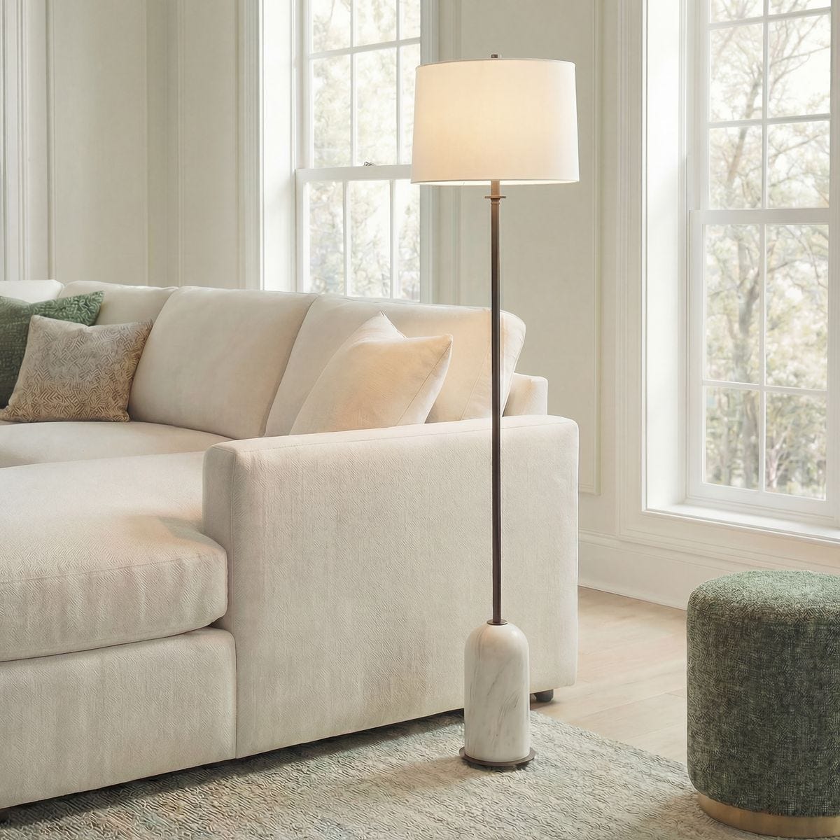 FLOOR LAMP