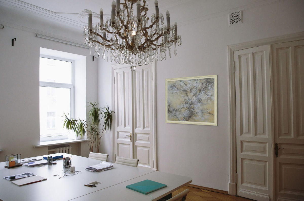 Saison Du Cerisier 1 in a room
