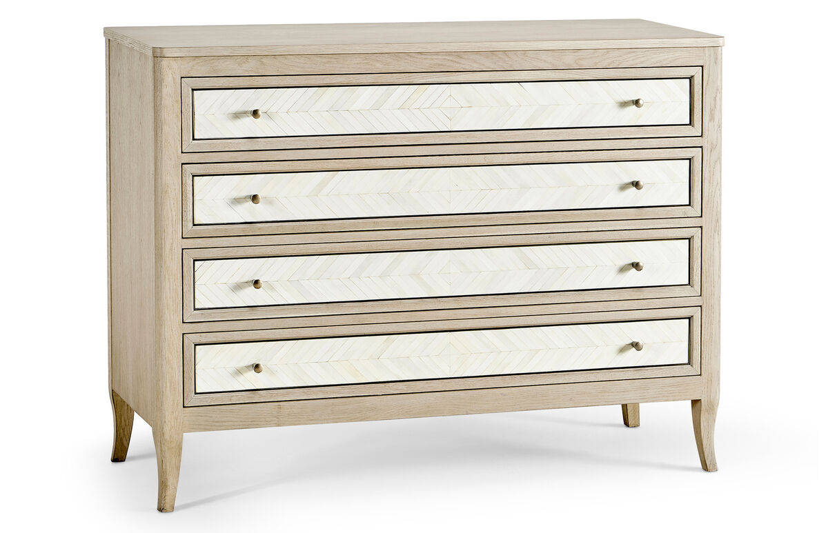Berm Bachelors Chest