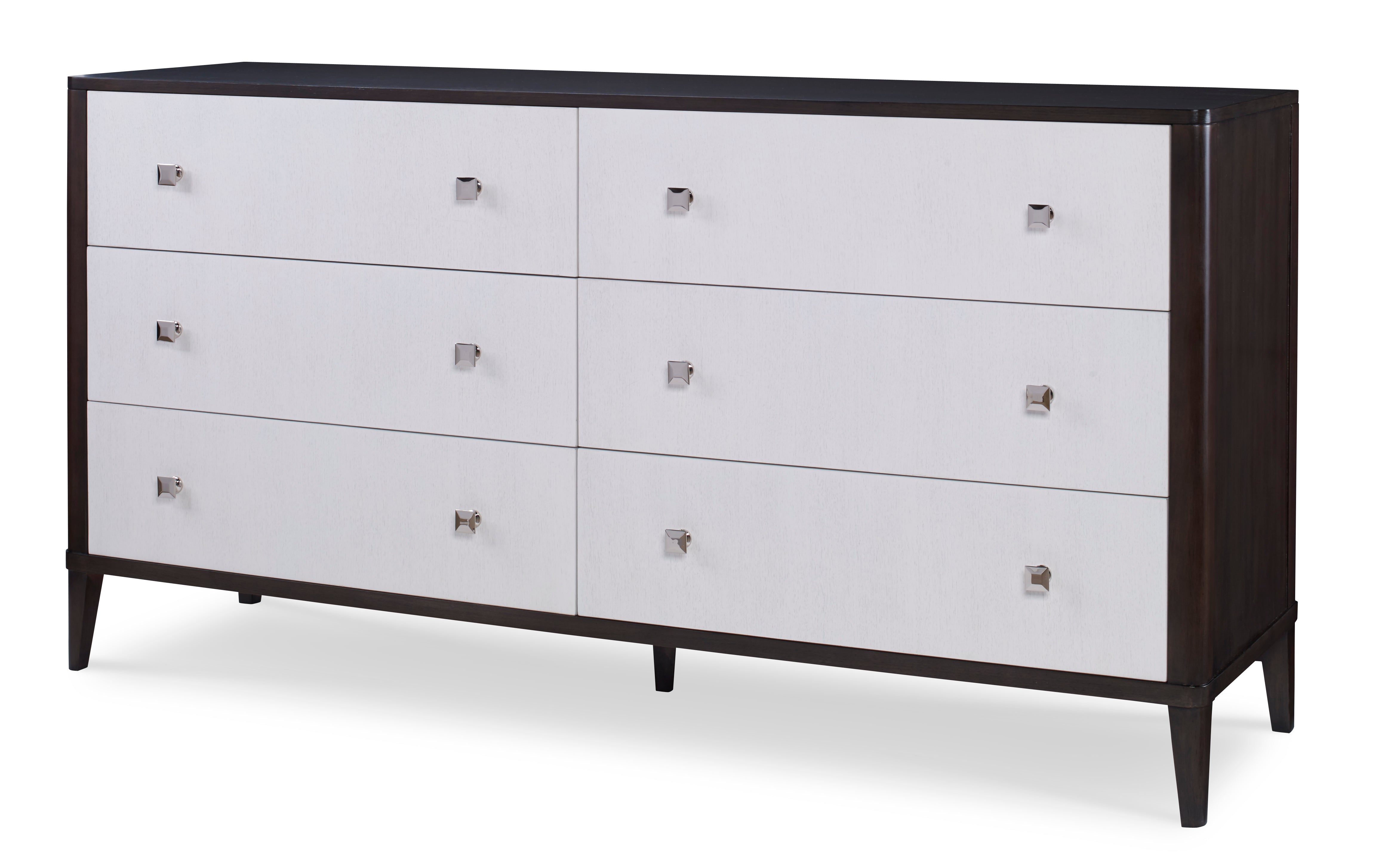 Aria Dresser -