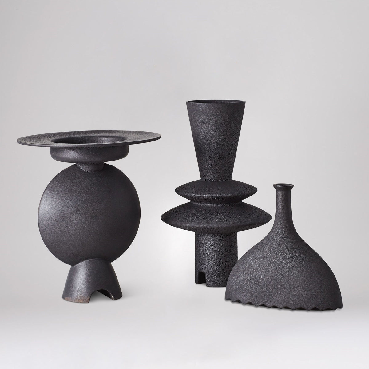 Noelle Geometric Vase-Black