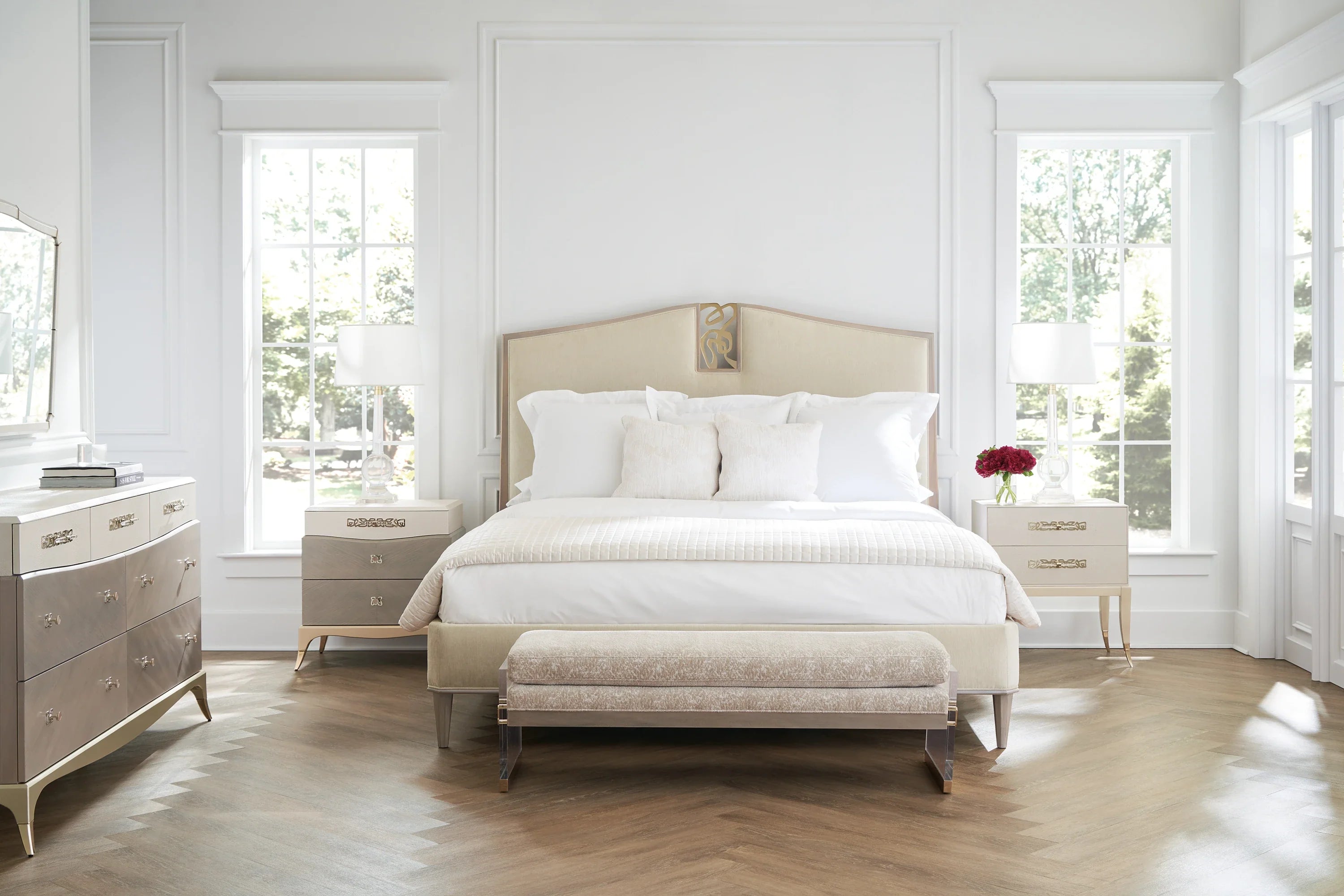 Crescendo Uph Queen Bed