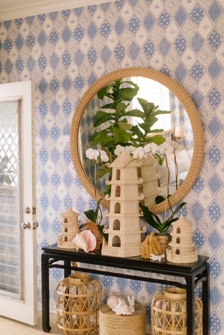 Dunmore Round Wicker Mirror in Natural/Clear/Plain / Rattan - Chelsea House