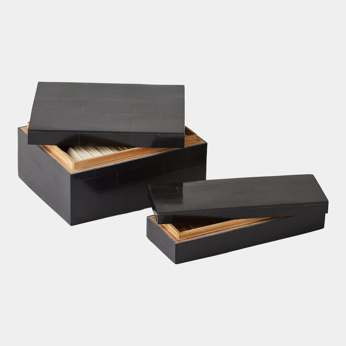 Tatanka Boxed Domino Set-Black