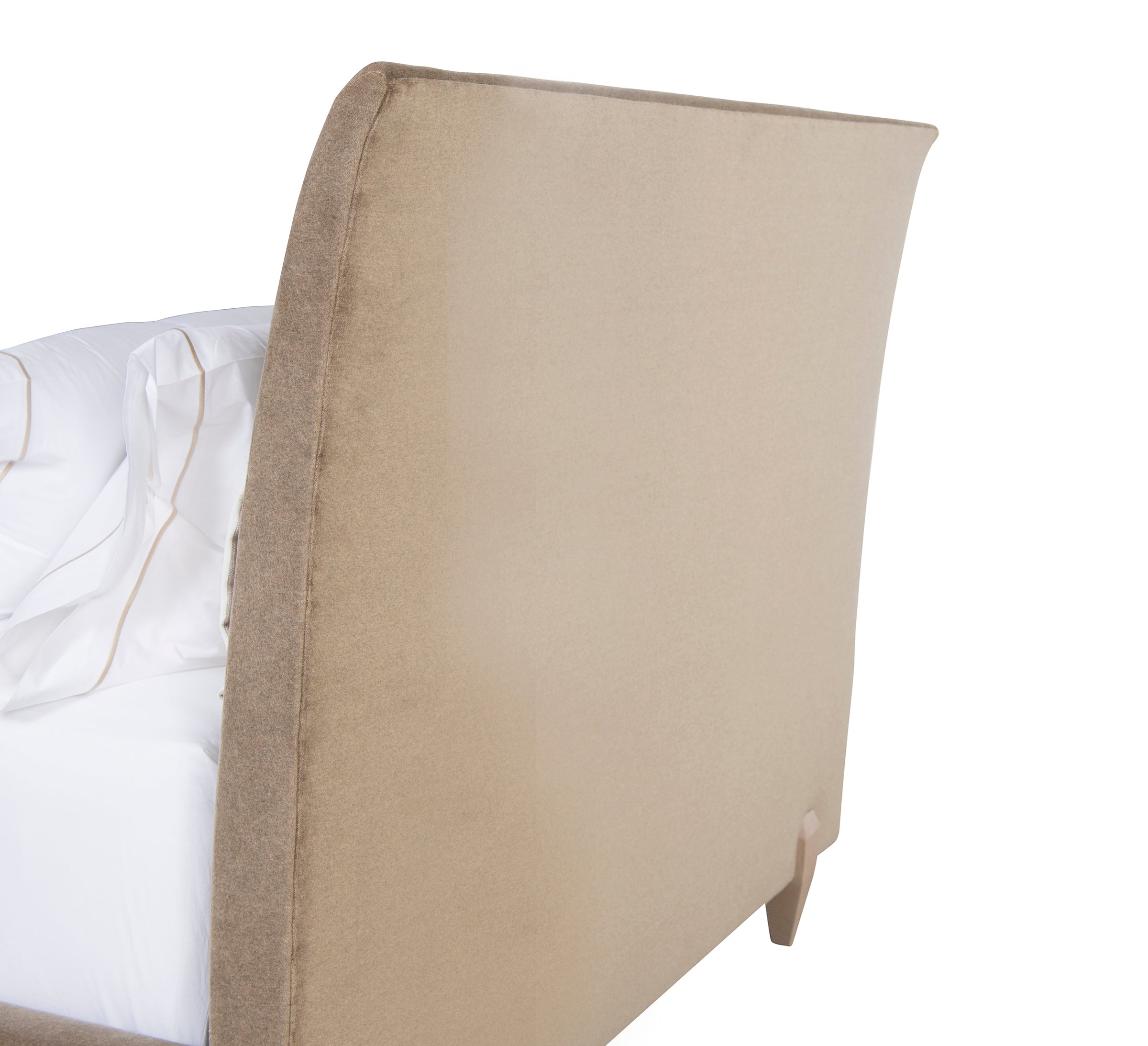 Auvie Twin Bed in Oak Solids - Hickory Chair