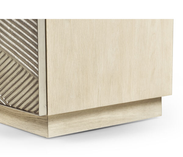 Capillary Cast Metal Dresser