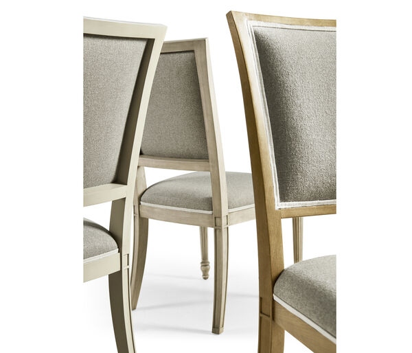 Flare Uph. Side Chair Flared Top