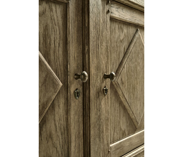 Eon Rustic French Server