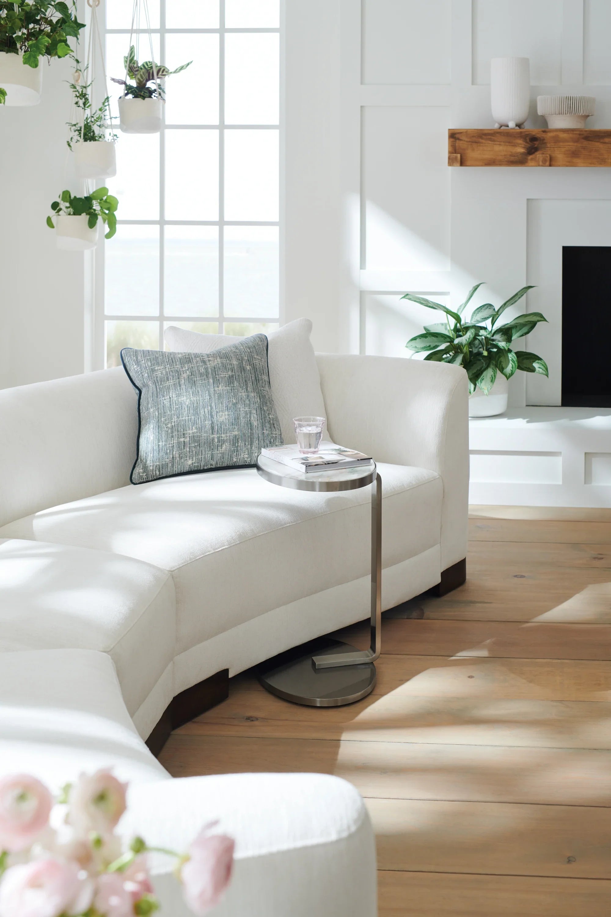 Lounge Around