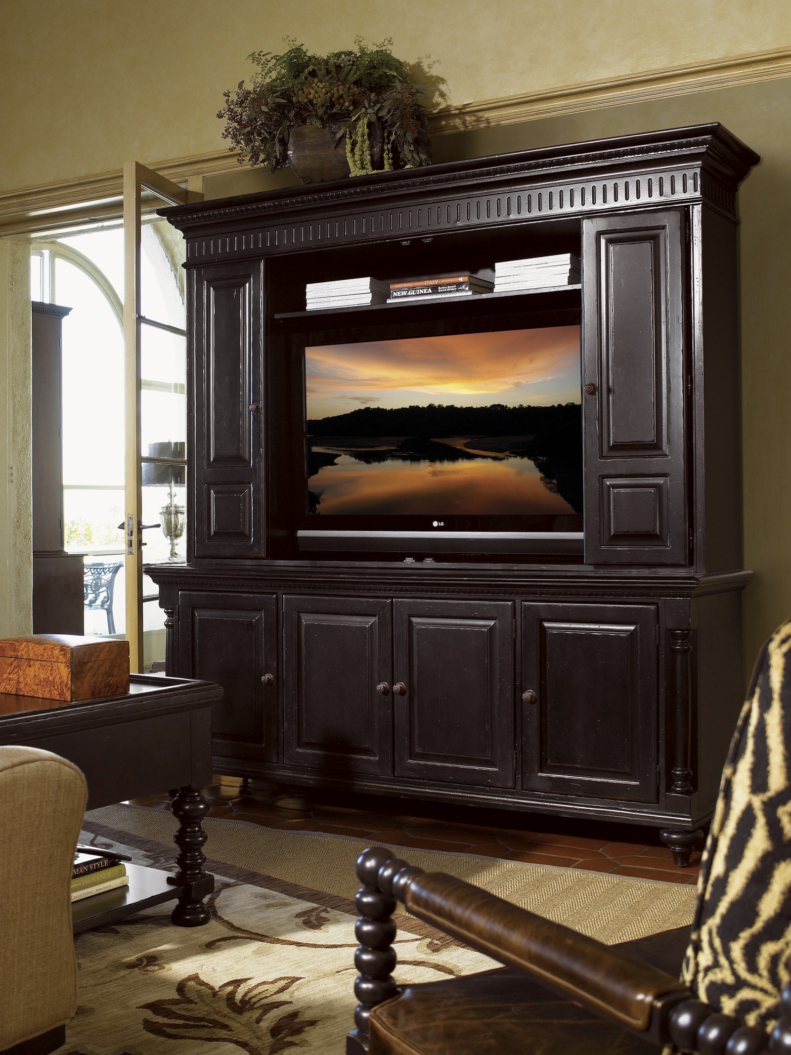 Wellington Media Console