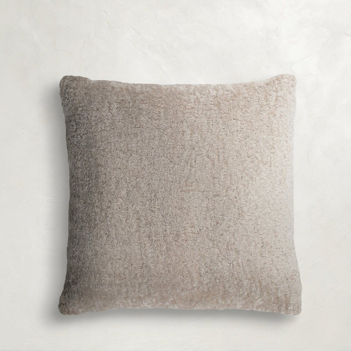 Merino CreamTaupe Poly 20x20
