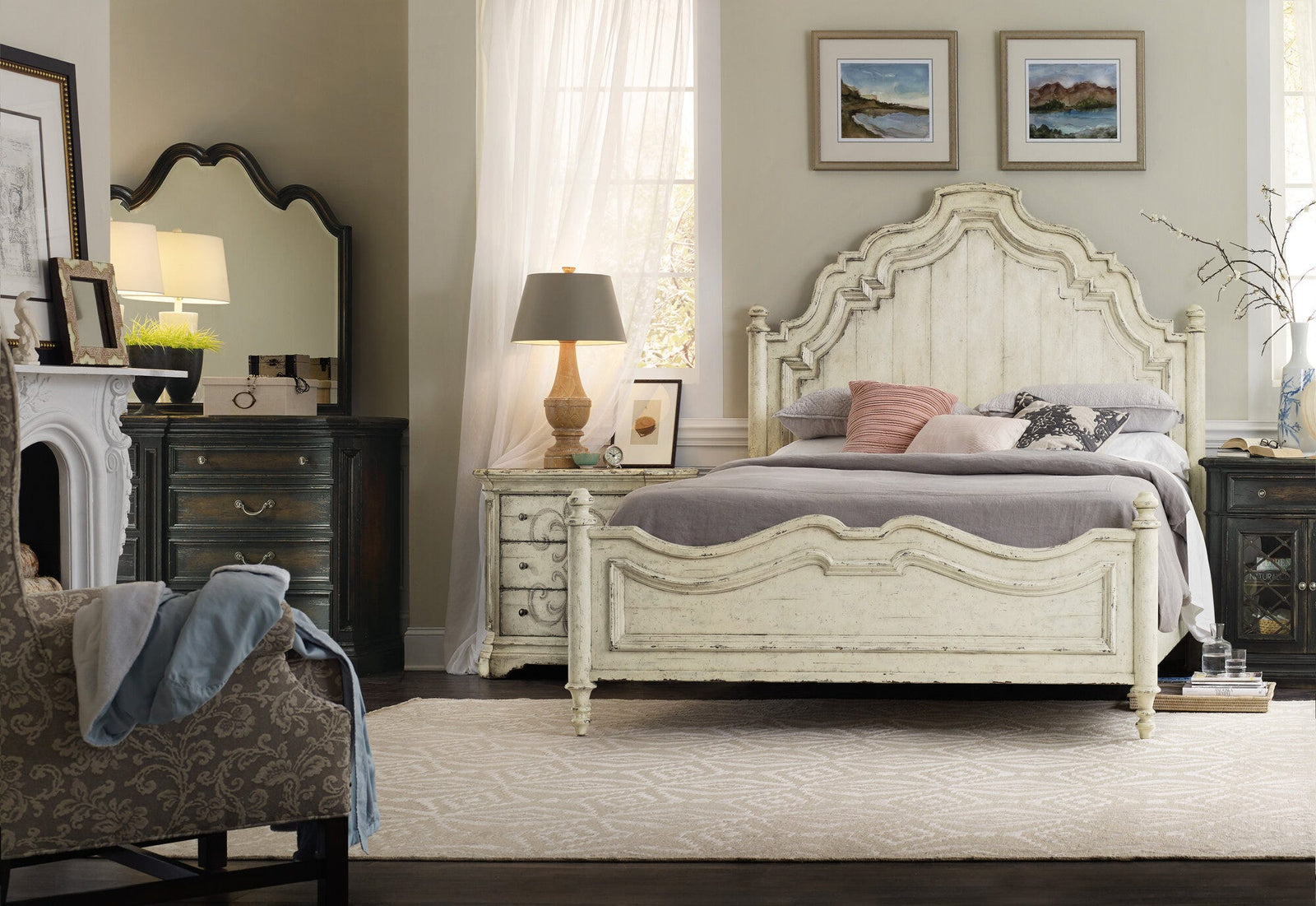 Auberose 5/0 Panel Headboard