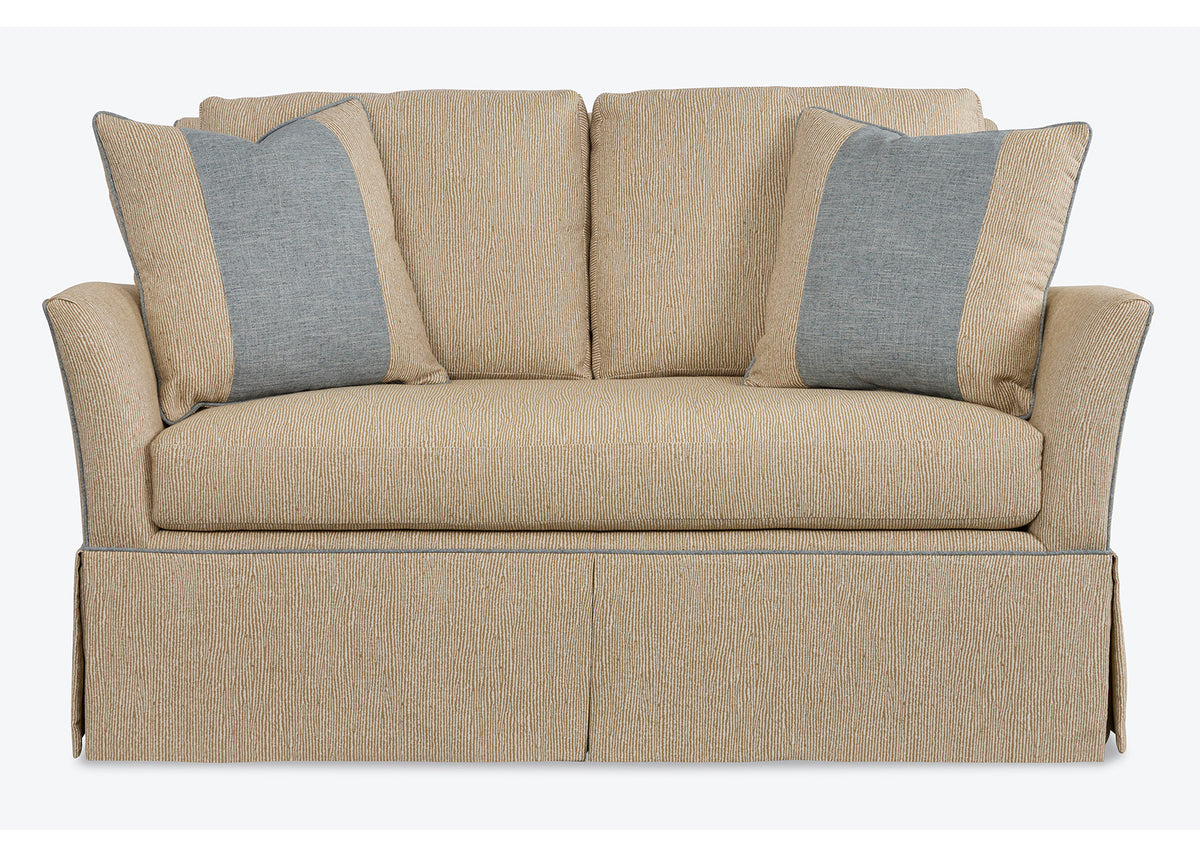 Ensemble Skirted Loveseat