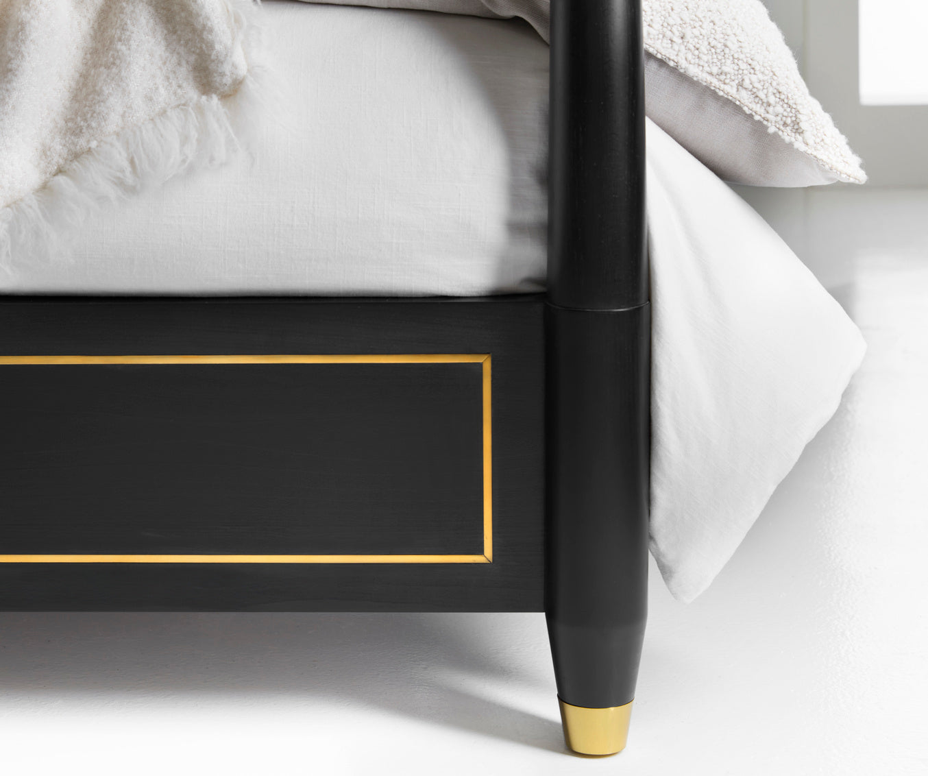 Modern History Concourde King Bed-Ebony MH1249F01