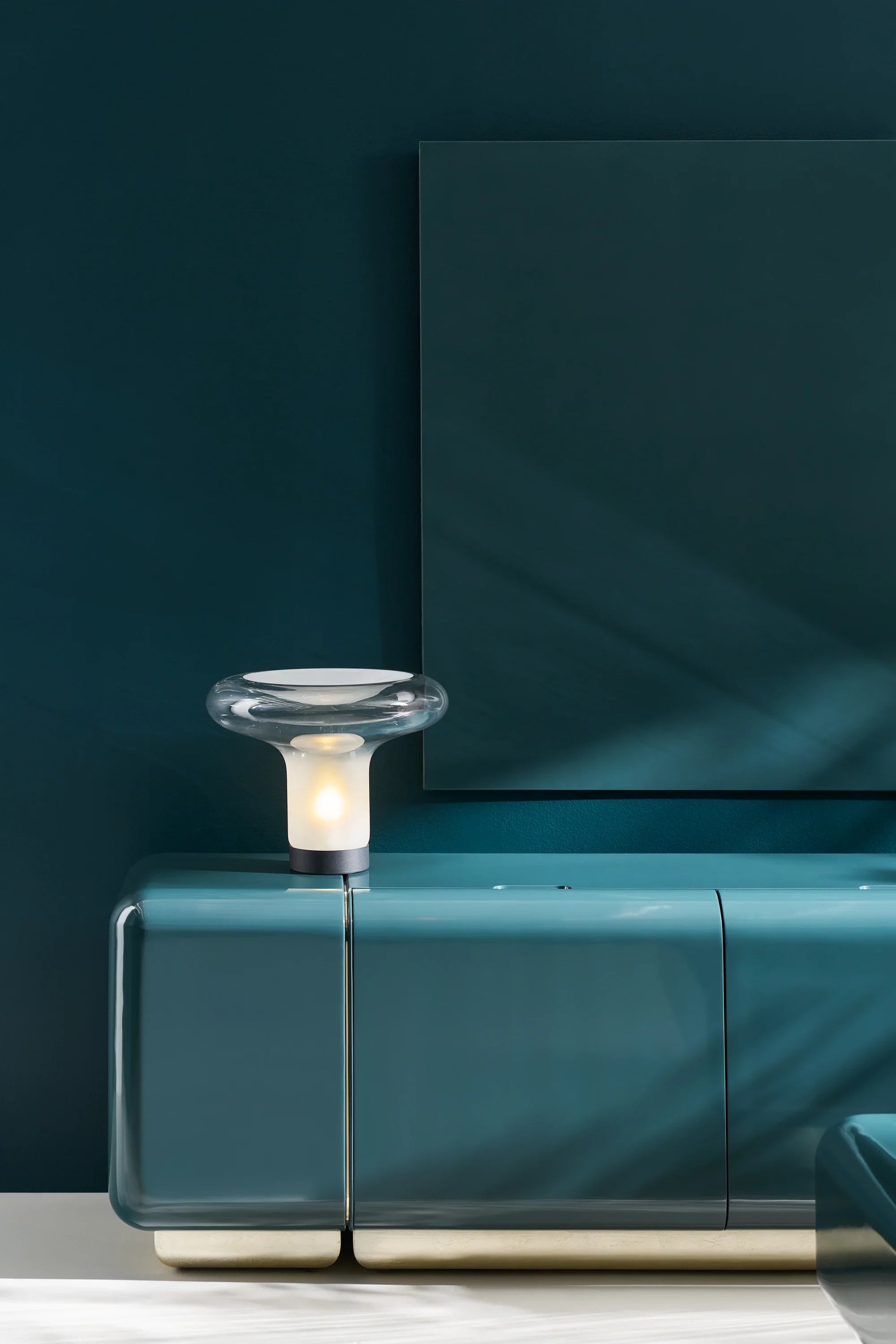 Gelee Media - Apatite – Entertainment by Caracole | Sutter & Vale