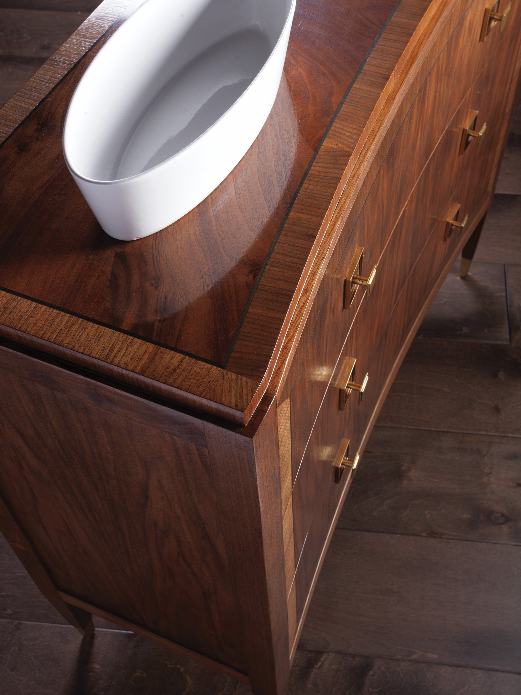 Chiavari Hall Chest